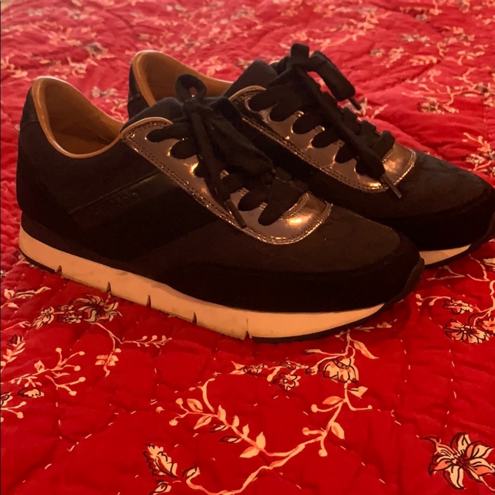 calvin klein shoes in awesome shape!